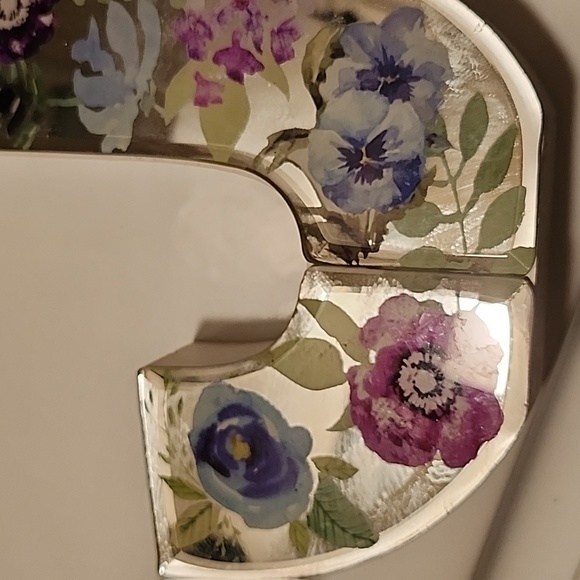 Letter j - Picture 2 of 2